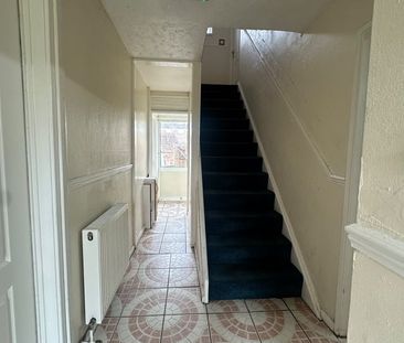 Room in a Shared House, Leasow Drive, B15 - Photo 5