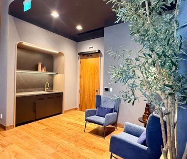 For Lease - 3240 William Coltson Avenue Unit# 1609, Oakville, Ontario - Photo 3