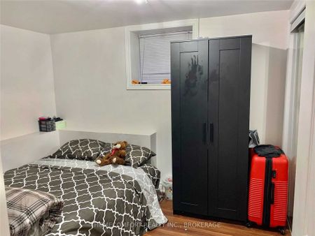 For Lease - 325 The West Way, Toronto, Ontario - Photo 4