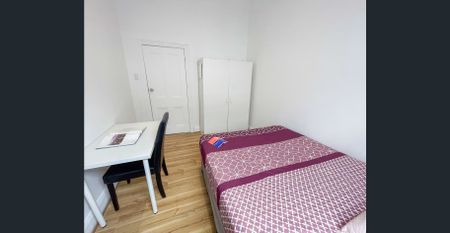 Furnished five-bedroom Balaclava home with a large courtyard - Photo 4