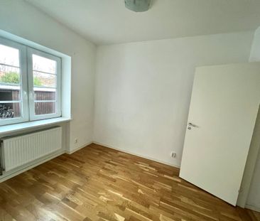 Ödmanssonsgatan, Landskrona - Photo 1
