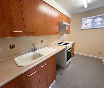 Lingfield Court, Anderton Road, Longford, Coventry, CV6 - Photo 6