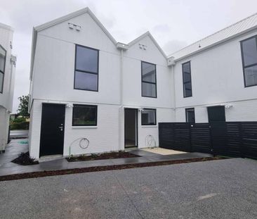 Modern 2 Bedrooms, Avondale - Photo 3