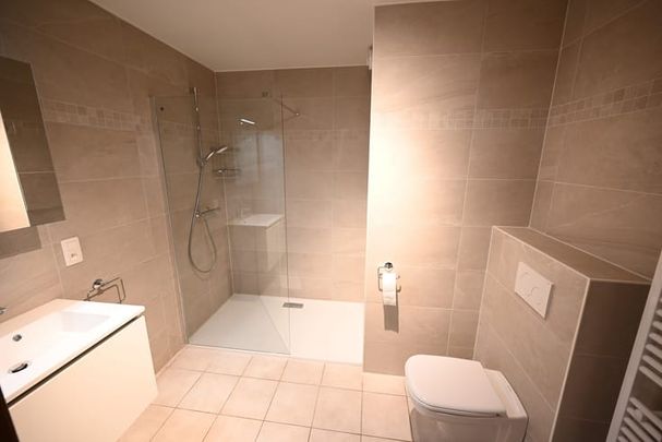 Appartement te huur - Photo 1