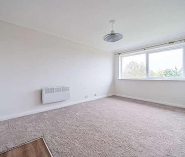 Windsor Drive, High Wycombe, HP13 - Photo 5