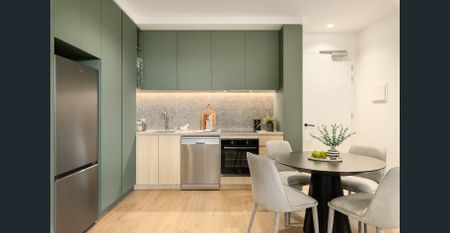 Spacious Furnished 2 Bedroom 2 Bathroom+ Up to 12 Weeks FREE rent* - Photo 5