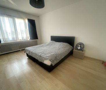 Prachtig appartement met 2 slaapkamers! - Photo 2