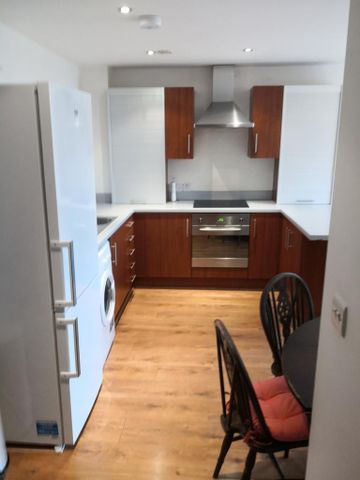 2 bedroom apartment to rent - Photo 5