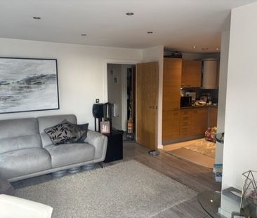 2 Bed Penthouse, The Lock Building, E15 - Photo 1