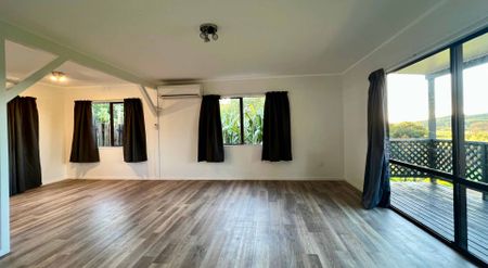 Spacious 3-Bedroom with Rural Views - Photo 2
