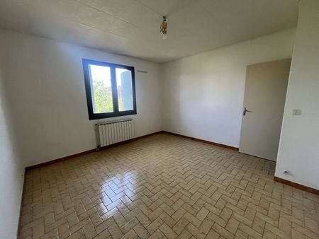 Location Maison 6 pièces 91m² - Photo 2
