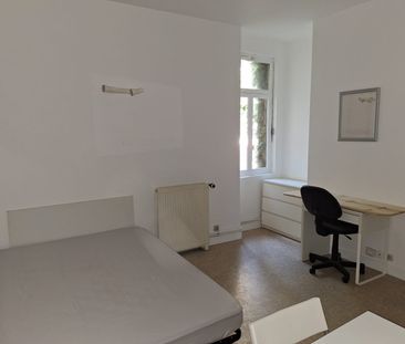 Location Appartement 1 pièce 23m² BORDEAUX 33000 - Photo 2