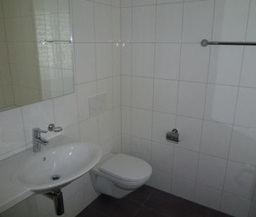 Topmoderne 3.5-Zimmer-Attika-Wohnung in Boll - Photo 5