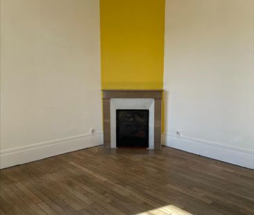 2 PIECES - RUE MONTLAURENT - 51100 - Photo 2