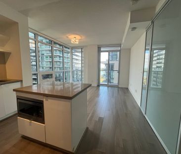 For Lease - 60 Annie Craig Drive Unit# 712, Toronto, Ontario - Photo 4