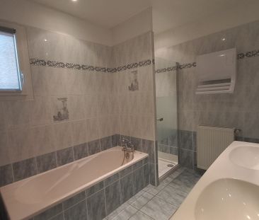 Location Maison 3 pièces 98m² FROUZINS 31270 - Photo 5