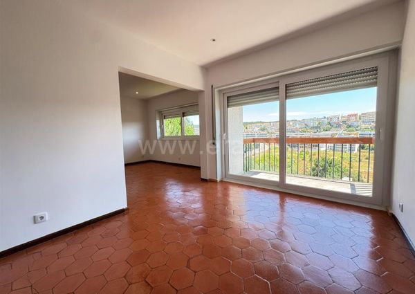 Apartamento T3 em Coimbra