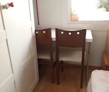 Carrer Emigrant, L'Hospitalet de Llobregat, Catalonia 08906 - Photo 3