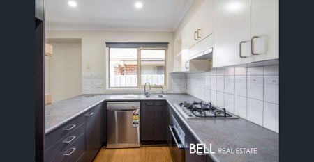 Easy-Care Unit Offering Ultimate Convenience - Photo 2