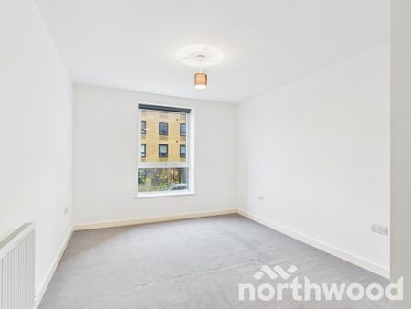 2 bedroom flat to rent - Photo 4