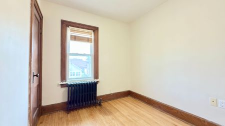 For Lease - 5038 Huron Street, Niagara Falls, Ontario - Photo 4