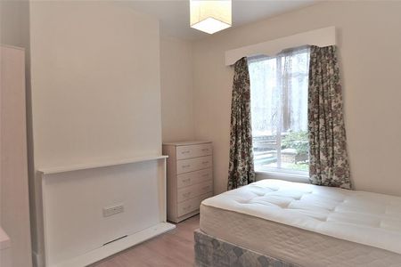 Regents Park Road, Finchley Central, Finchley, London, N3 - Photo 4