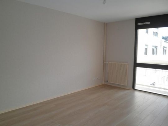 Location Appartement 3 pièces 66m² CHAMBERY 73000 - Photo 1