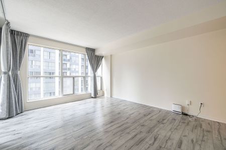 For Lease - 28 Hollywood Avenue Unit# 809, Toronto, Ontario - Photo 2