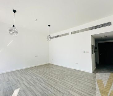 Amazing | 2bhk | With Maids | With Amenities - Photo 3