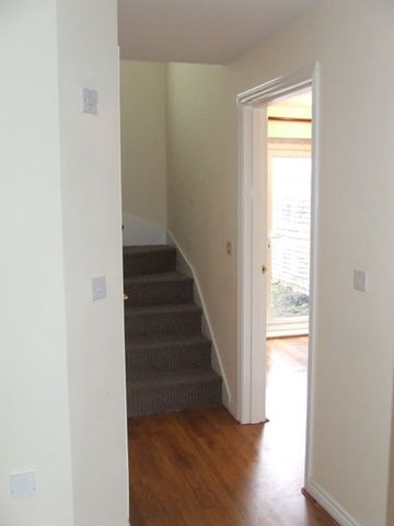 4 Bed Semi-Detached House, Alderglen Road, M8 - Photo 4