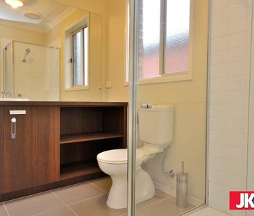 Just What You're Looking For! - Photo 6