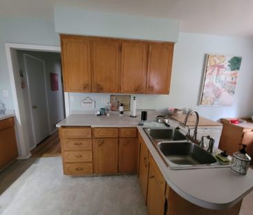 3374 Mount Seymour Parkway, North Vancouver, Bc, V7h 1g3 - Photo 3