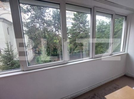 Apartament de inchiriat, 3 camere, 65 mp, Gheorgheni - Photo 2