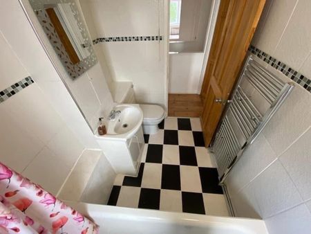Room in a Shared House, Ellsworth Street, E2 - Photo 5