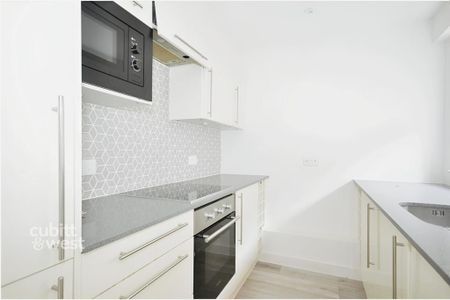 Studio to rent - Photo 2