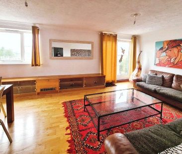 2 bedroom flat to rent - Photo 2