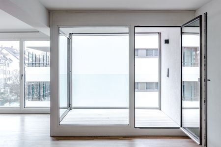 Extraordinarily cozy living! - Photo 3