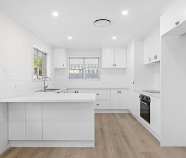 64 Mortlake Road, Graceville QLD 4075 - House For Rent | Domain - Photo 5