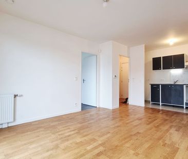 Location Appartement 2 pièces 40m² - Photo 2