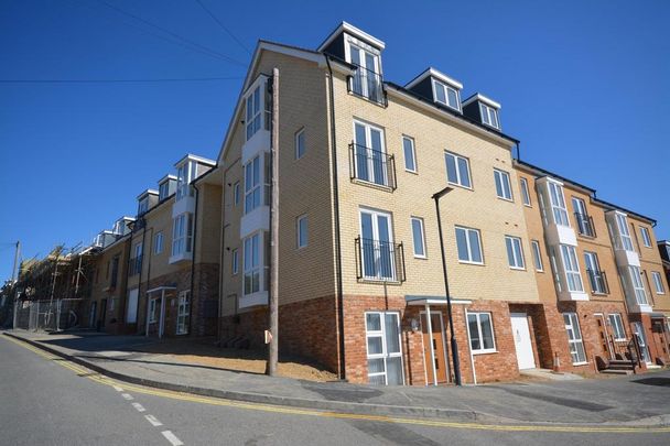 1 bedroom maisonette to rent - Photo 1