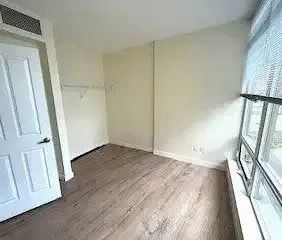$1,595 - One Bedroom, Newly Renovated in University City, Brentwood... - Photo 1