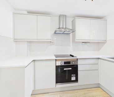 2 bedroom terraced house to rent - Photo 2
