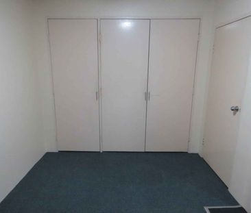 Handy Location!! (AVAILABLE: NOW ) - Photo 3
