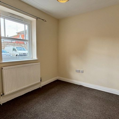 Oxford Street, Burnham-on-Sea, Somerset - Photo 1