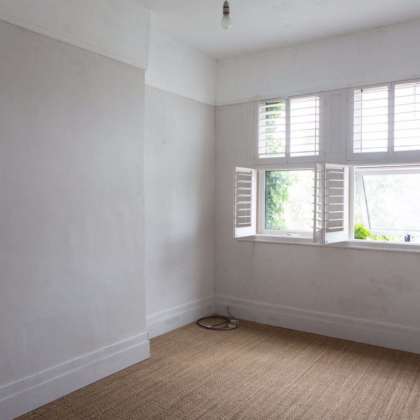 1 Bed Flat, Priory Park Road, NW6 - Photo 1