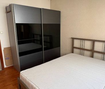 APPARTEMENT MEUBLE AVEC BALCON ET CAVE - T2 - TOUT INCLUS - Photo 2