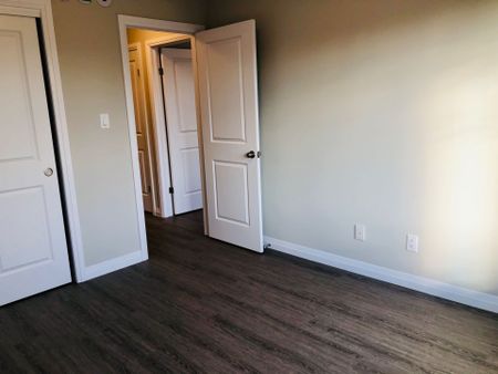For Lease - 24 Morrison Road Unit# B2, Kitchener, Ontario - Photo 4