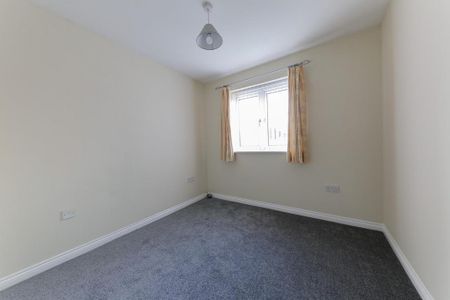 4 bedroom detached house to rent - Photo 5