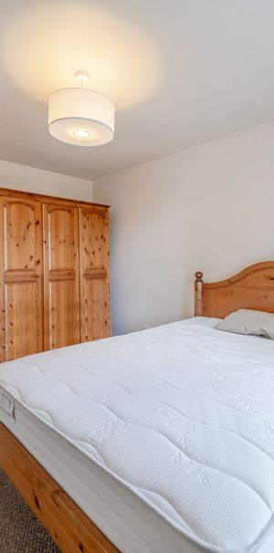 Endlesham Road, London, SW12 - Photo 1