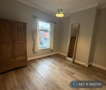 3 bedroom end of terrace house to rent - Photo 4